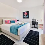 Apartment Rocha Vista Mar Seascape